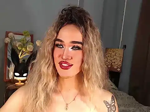 AleinaCroft online show from September 25, 2025, 8:53 am