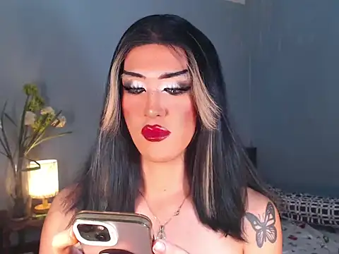 AleinaCroft online show from December 3, 2025, 2:45 am