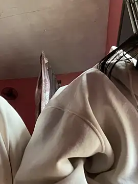 Daisy018 online show from September 25, 2025, 3:01 am