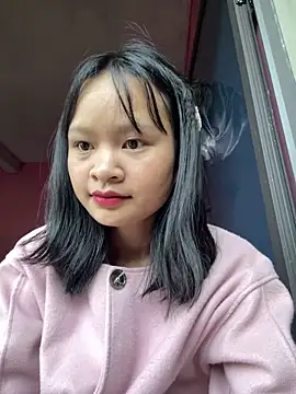 Daisy018 online show from September 14, 2025, 10:37 am