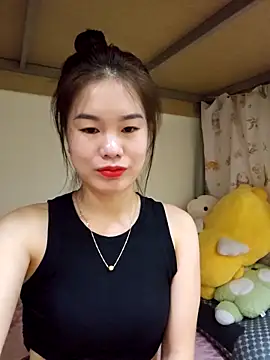 Snapshot of Baby-ladytits2025 chatting on November 27, 2025, 3:29 am Baby-ladytits2025 online show from November 27, 2025, 3:29 am