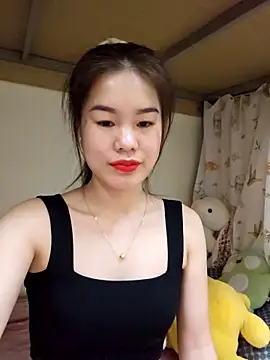 Snapshot of Baby-ladytits2025 chatting on November 29, 2025, 4:34 am Baby-ladytits2025 online show from November 29, 2025, 4:34 am