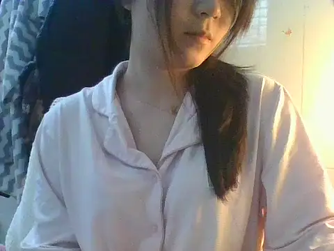 Linzly online show from February 13, 2026, 8:47 am