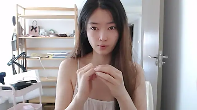 Mimi-cnbaby online show from May 17, 2026, 2:55 am