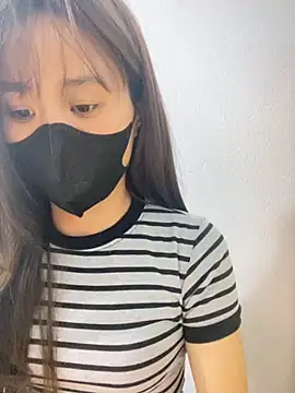 Lucy217 online show from October 22, 2025, 1:32 pm