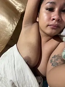 Snapshot of patty_meowk chatting on April 3, 2026, 10:32 am patty meowk online show from April 3, 2026, 10:32 am