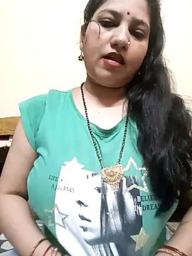 Snapshot of nisha_sweet chatting on September 13, 2025, 11:32 am nisha sweet online show from September 13, 2025, 11:32 am