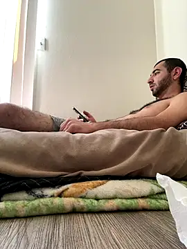 Sj61799 online show from September 9, 2025, 7:34 pm