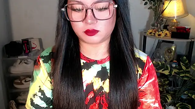 Snapshot of YourSweet-mich chatting on November 28, 2025, 2:39 pm YourSweet-mich online show from November 28, 2025, 2:39 pm