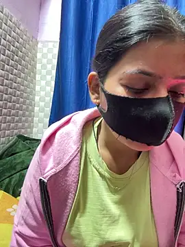 Hot Jaanvi  online show from February 13, 2026, 4:12 am