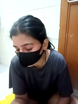 Hot Jaanvi  online show from October 6, 2025, 6:14 am