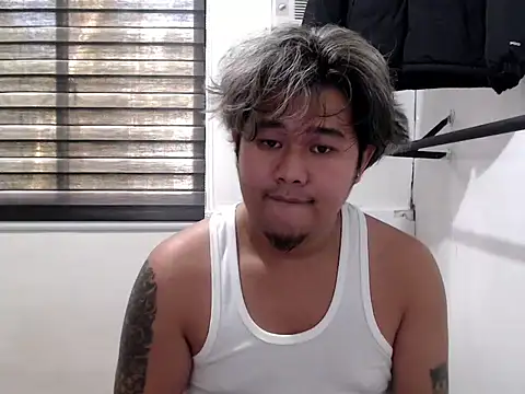 Snapshot of tastylicious_John19 chatting on November 27, 2025, 1:28 am tastylicious John19 online show from November 27, 2025, 1:28 am