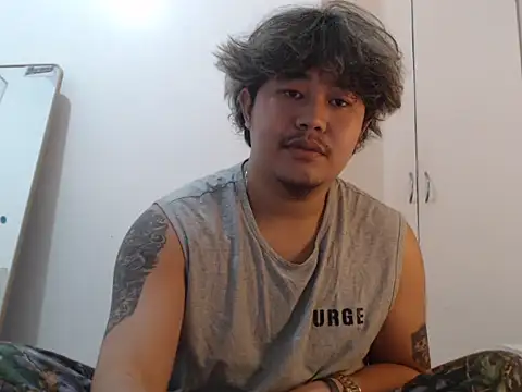 Snapshot of tastylicious_John19 chatting on November 15, 2025, 1:04 pm tastylicious John19 online show from November 15, 2025, 1:04 pm