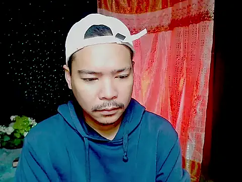 MANIACasianX online show from November 10, 2025, 8:36 pm