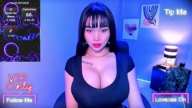 Snapshot of TriciaCumLoader chatting on January 12, 2026, 10:33 am TriciaCumLoader online show from January 12, 2026, 10:33 am