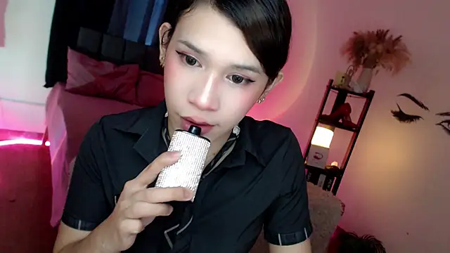Snapshot of Veniceseduction chatting on September 15, 2025, 3:40 am Veniceseduction online show from September 15, 2025, 3:40 am