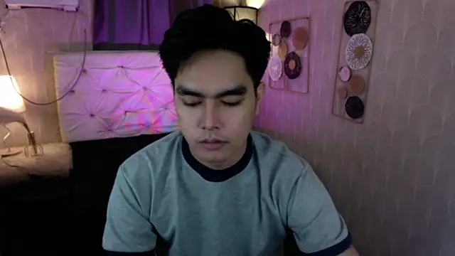 Snapshot of JakeXolsen chatting on November 8, 2025, 5:05 pm JakeXolsen online show from November 8, 2025, 5:05 pm