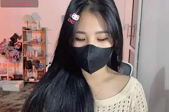    Daisy    online show from November 19, 2025, 6:24 am