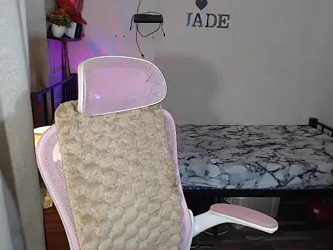 Snapshot of itsme_jade chatting on October 20, 2025, 11:16 pm itsme jade online show from October 20, 2025, 11:16 pm