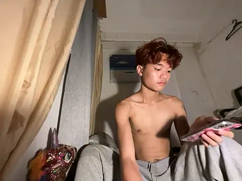 ur little secret online show from November 15, 2025, 5:44 am