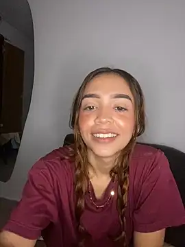 Cloudisis online show from November 9, 2025, 9:35 am