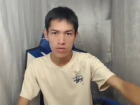 Snapshot of riks_tyler chatting on May 26, 2026, 4:27 pm riks tyler online show from May 26, 2026, 4:27 pm