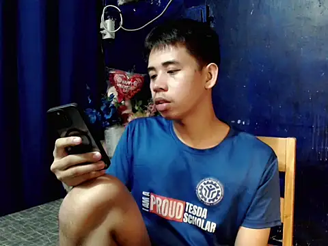 Snapshot of urasianbigcock chatting on November 4, 2025, 1:37 pm urasianbigcock online show from November 4, 2025, 1:37 pm