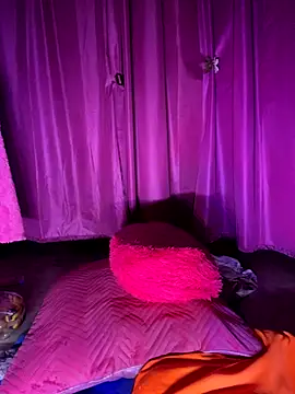 Snapshot of Miss_June666 chatting on September 12, 2025, 7:13 pm Miss June666 online show from September 12, 2025, 7:13 pm