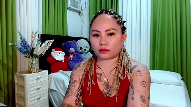 EstellaStarXxx online show from November 1, 2025, 3:28 pm