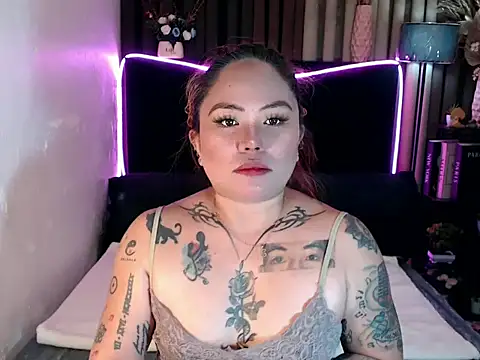 Snapshot of EstellaStarXxx chatting on May 18, 2026, 5:45 am EstellaStarXxx online show from May 18, 2026, 5:45 am