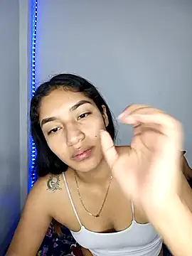 Sharlotte Watts online show from October 1, 2025, 3:22 am