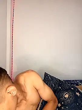 Sharlotte Watts online show from September 22, 2025, 2:28 am