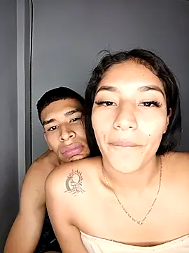 Sharlotte Watts online show from September 23, 2025, 1:23 am