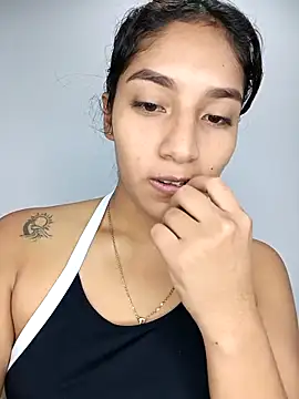 Sharlotte Watts online show from October 8, 2025, 7:36 pm