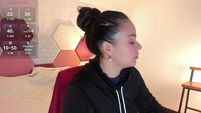 ArielleWilde online show from November 4, 2025, 2:48 am