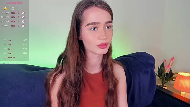 Snapshot of lovelyalivia chatting on October 14, 2025, 9:32 am lovelyalivia online show from October 14, 2025, 9:32 am