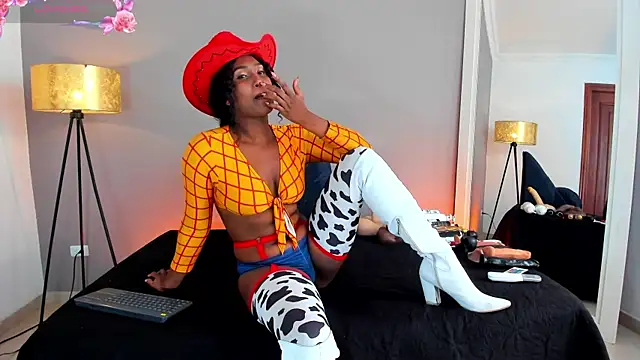NAOMY COOPER online show from July 11, 2026, 8:31 pm