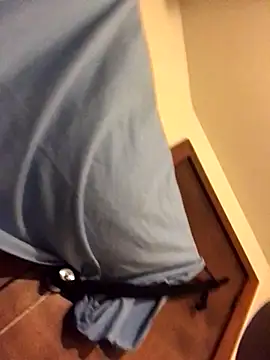 RivslRabbit online show from November 5, 2025, 10:51 am