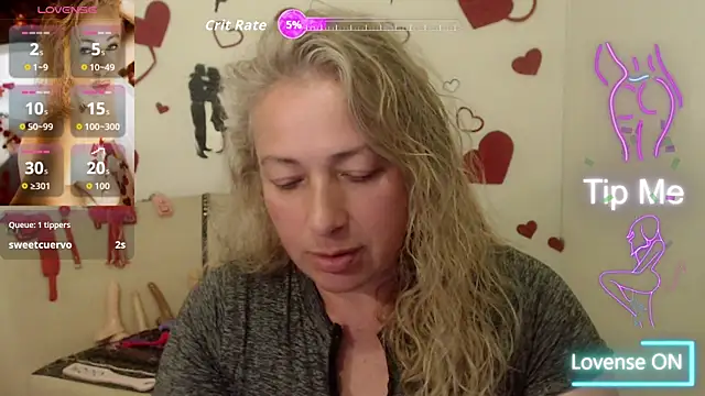 sofiacurvy 45 online show from September 8, 2025, 7:46 pm