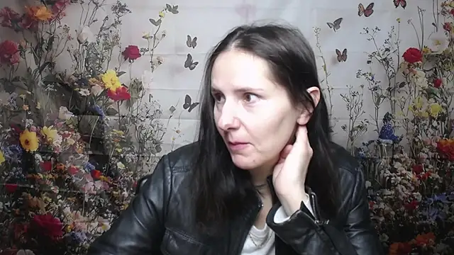 Snapshot of KarinaSwann chatting on September 26, 2025, 5:03 am KarinaSwann online show from September 26, 2025, 5:03 am