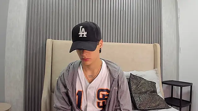 BenitoSaenz online show from September 16, 2025, 11:55 am