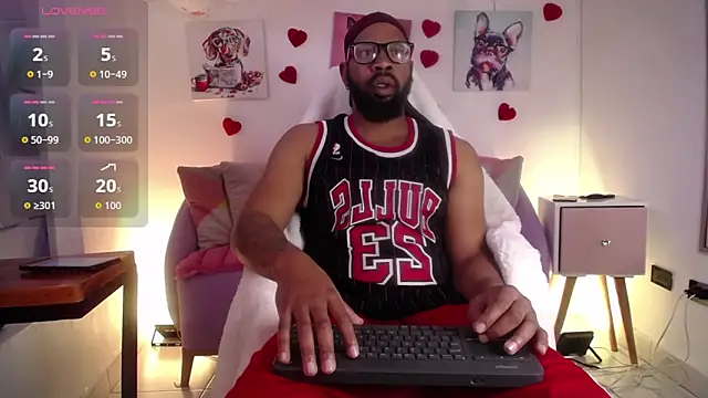 Snapshot of King_Malik chatting on February 19, 2026, 1:08 pm King Malik online show from February 19, 2026, 1:08 pm