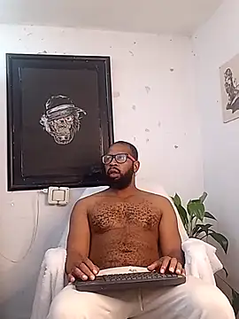 Snapshot of King_Malik chatting on February 3, 2026, 2:33 pm King Malik online show from February 3, 2026, 2:33 pm