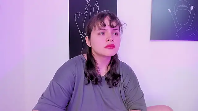 SeleneLuminari8 online show from September 27, 2025, 8:15 pm