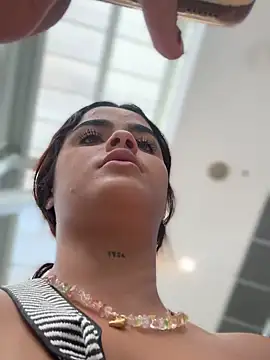 Kaily Sweet16 online show from November 8, 2025, 8:01 pm