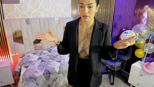 Rosalind tay online show from October 15, 2025, 11:51 am