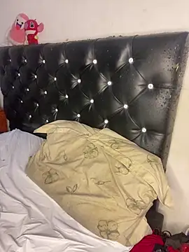 venusobryan 55 online show from February 11, 2026, 10:31 pm