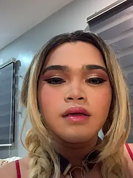 VictoriaL0ve online show from November 7, 2025, 2:43 pm