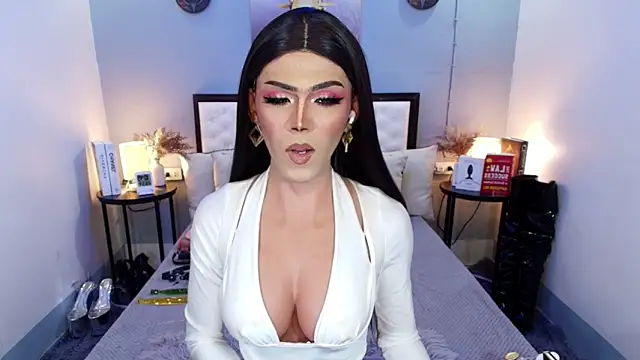 Snapshot of TatianaWil chatting on September 20, 2025, 1:10 am TatianaWil online show from September 20, 2025, 1:10 am