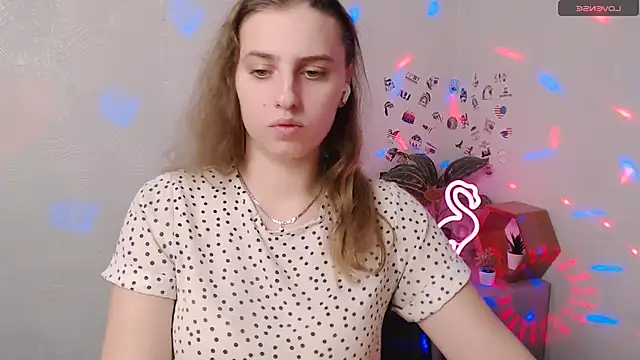 AmandaDimond  online show from November 17, 2025, 1:15 pm